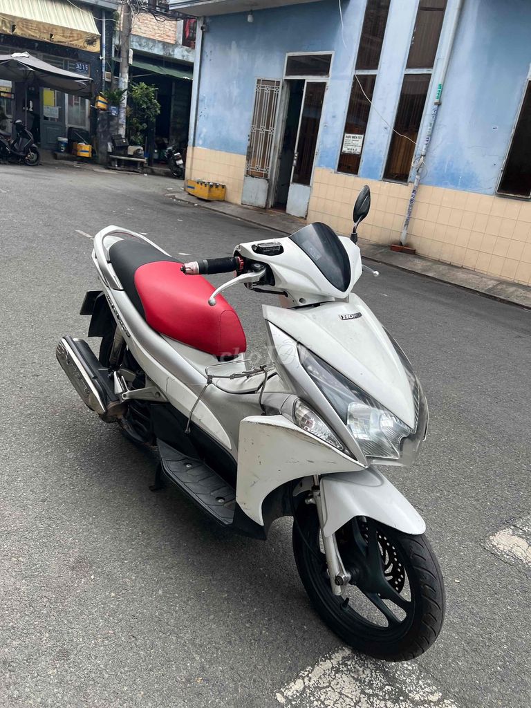 Honda Air Blade 2012 - ảnh 3