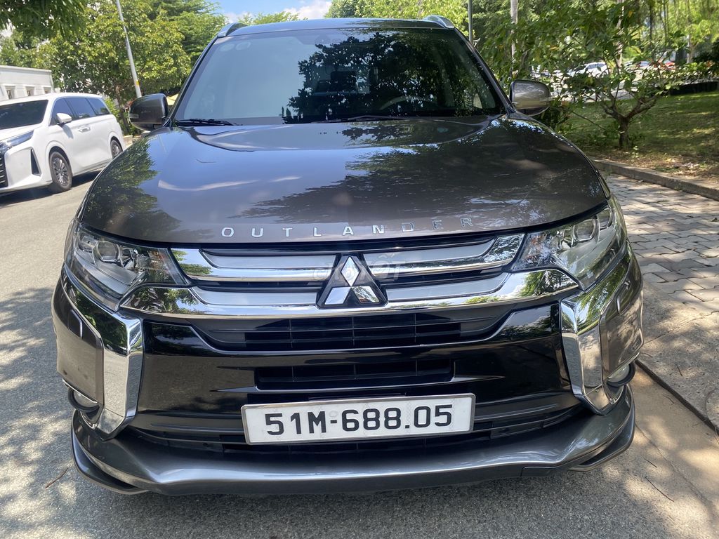 Mitsubishi Outlander 2016 - ảnh 2