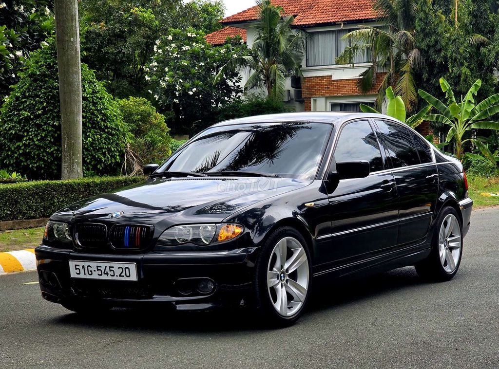 BMW 2003 - ảnh 3
