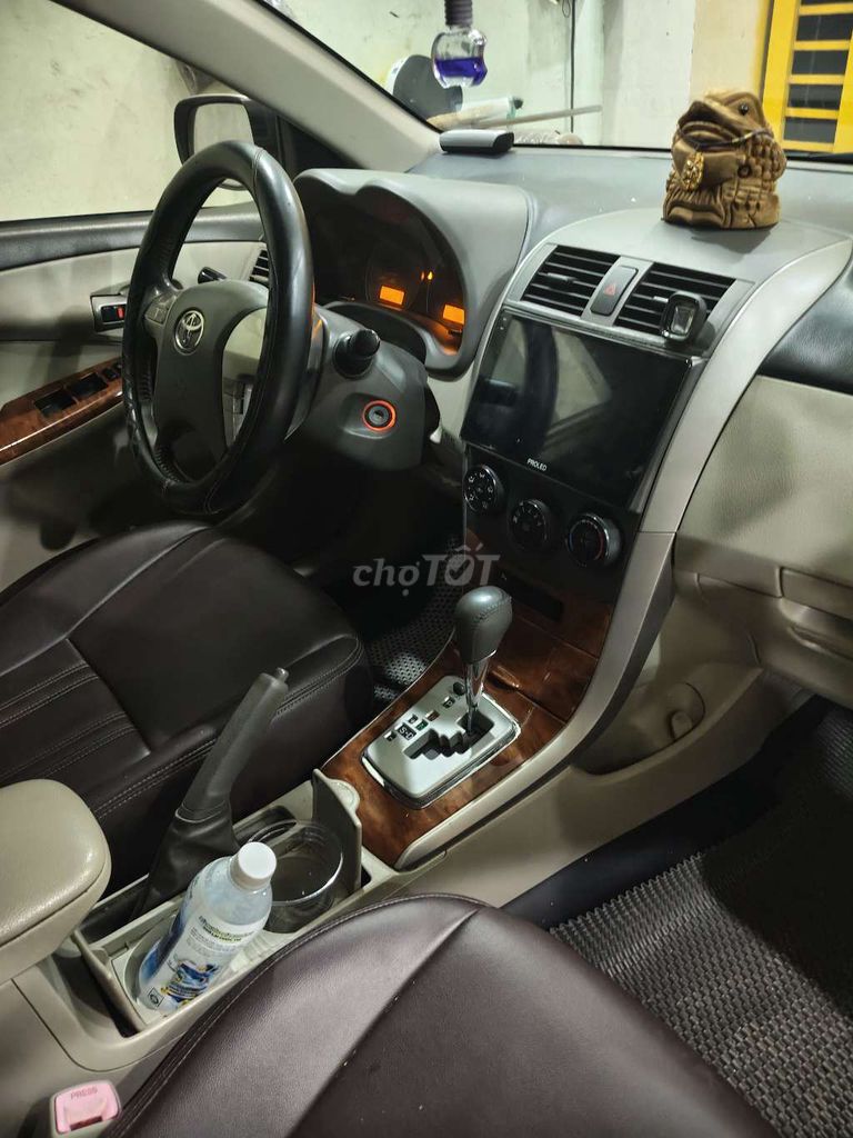 Toyota Corolla Altis 2010 - ảnh 5