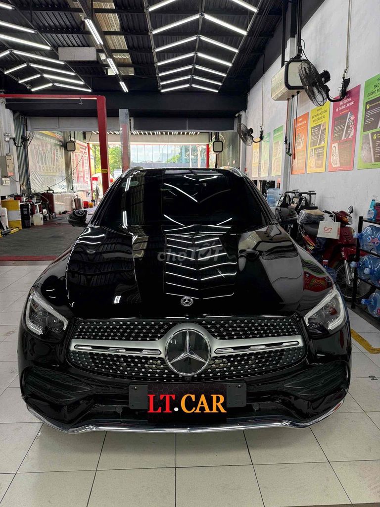 Mercedes-Benz GLC 2021 - ảnh 1
