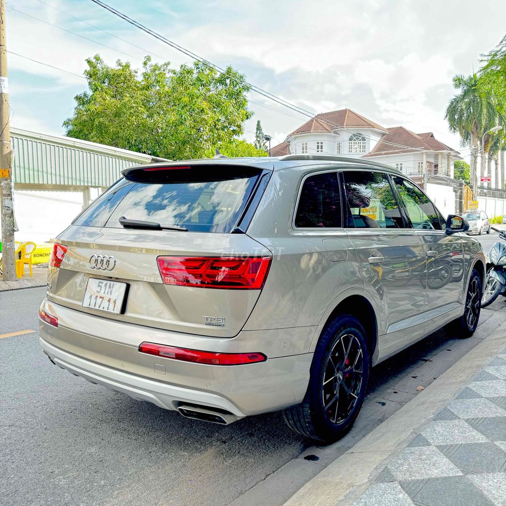 Audi Q7 2017 - ảnh 2