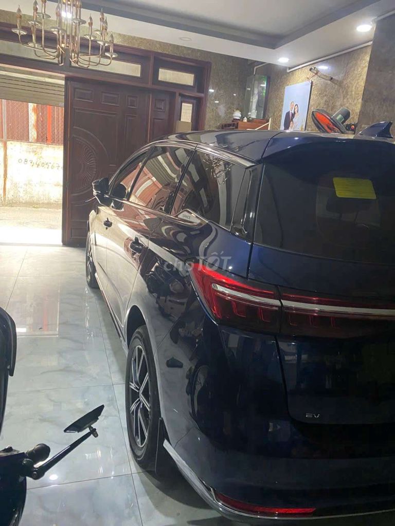 BYD M6 - ảnh 2