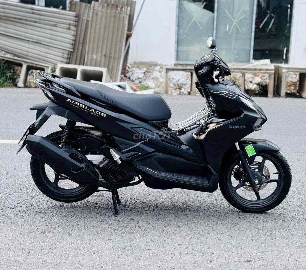 Honda Air Blade 2023 - ảnh 4
