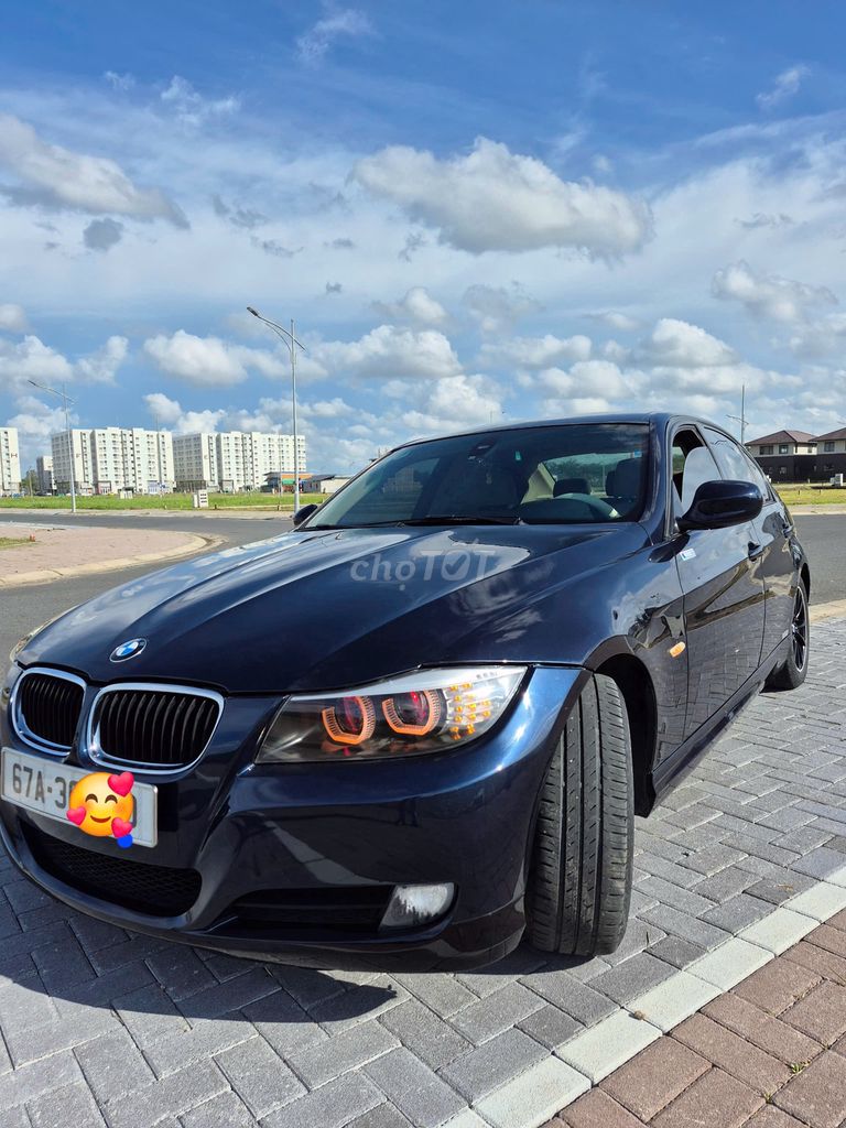 BMW 2010 - ảnh 1