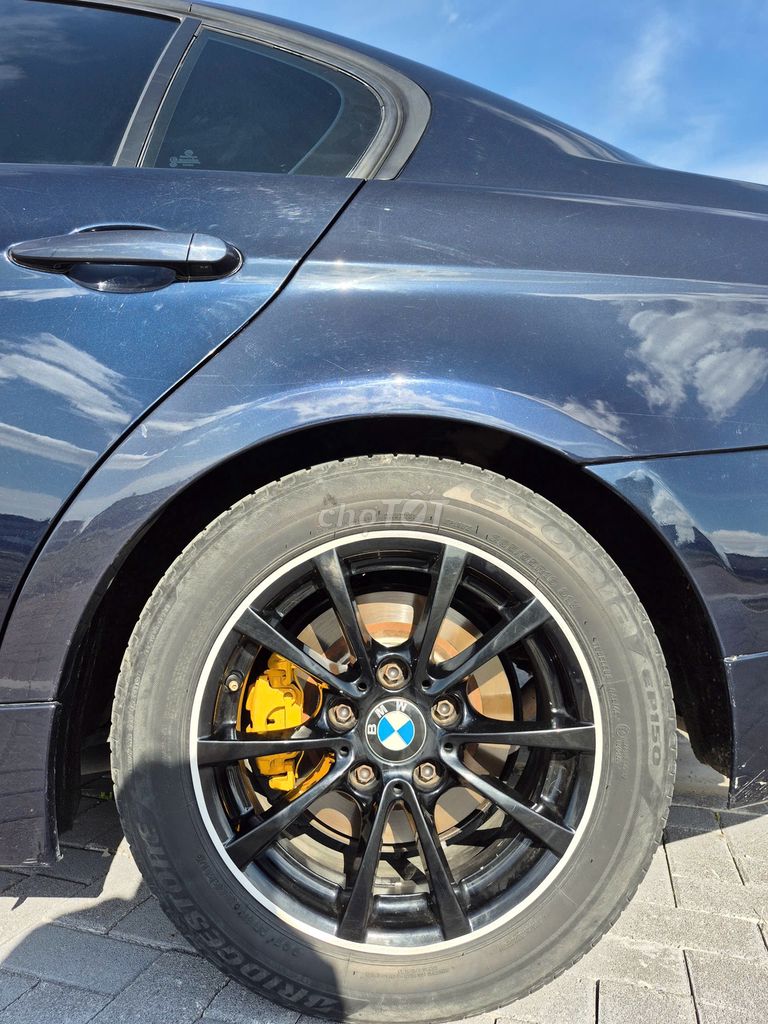 BMW 2010 - ảnh 3