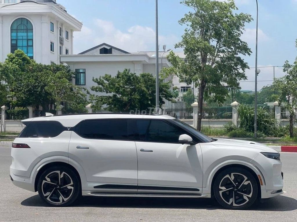 VinFast VF9 Plus 7S 2026 - ảnh 2