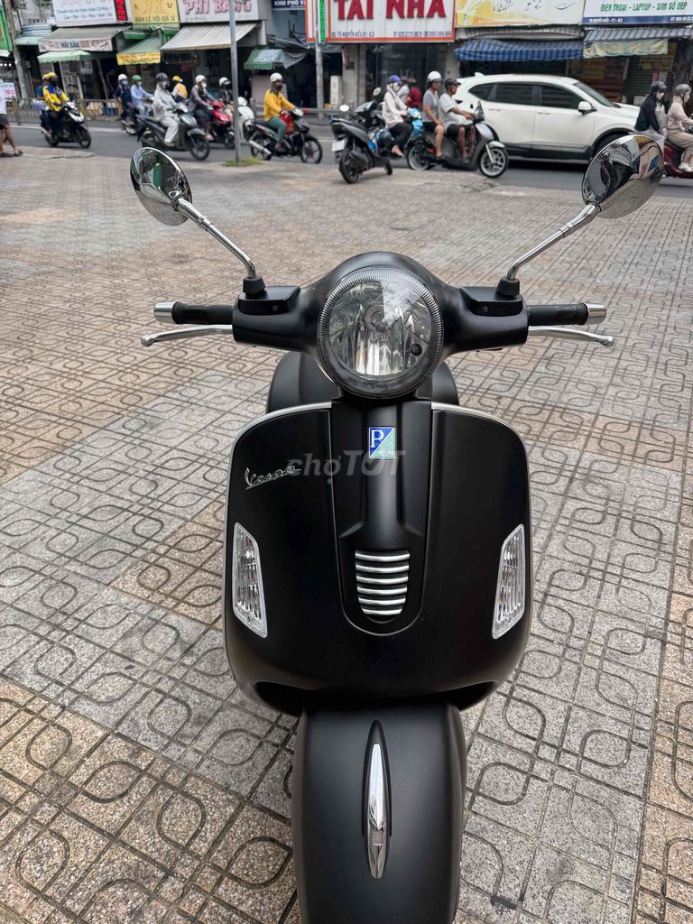 Piaggio GTS 2010 - ảnh 1