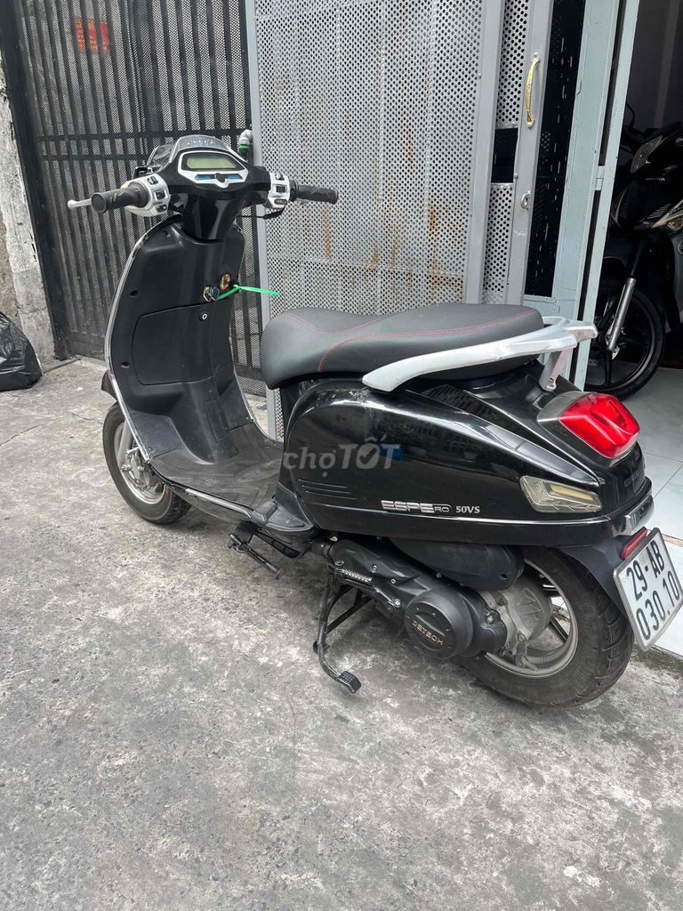 Vespa Espero 2022 - ảnh 2