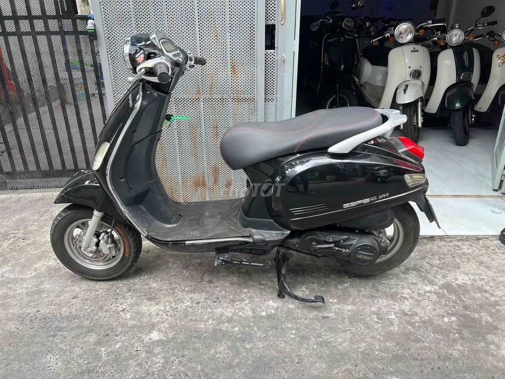 Vespa Espero 2022 - ảnh 5