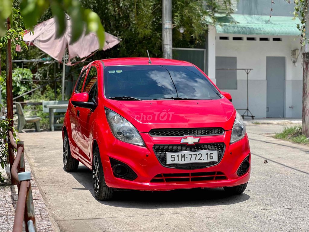 Chevrolet Spark 2017 - ảnh 2