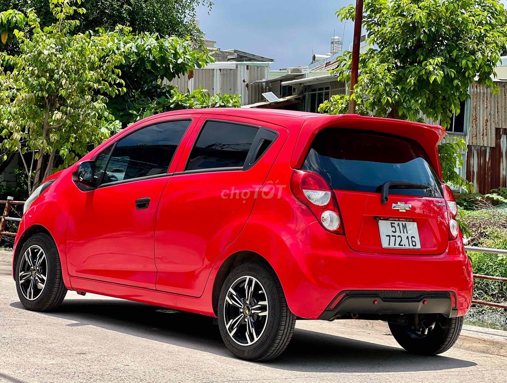 Chevrolet Spark 2017 - ảnh 3