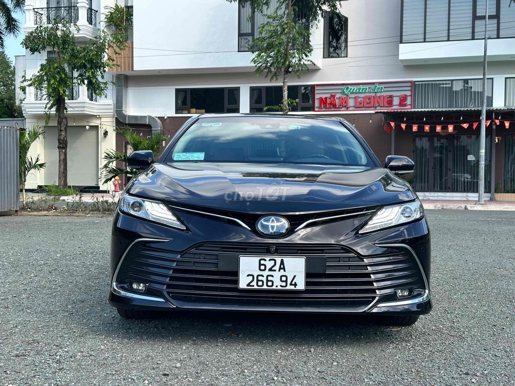 Toyota Camry 2022 - ảnh 2