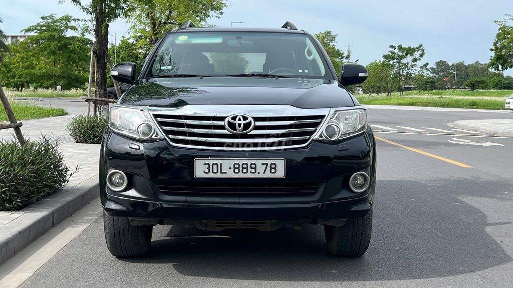 Toyota Fortuner 2015 - ảnh 1
