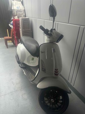 Piaggio Vespa 2024 - ảnh 1