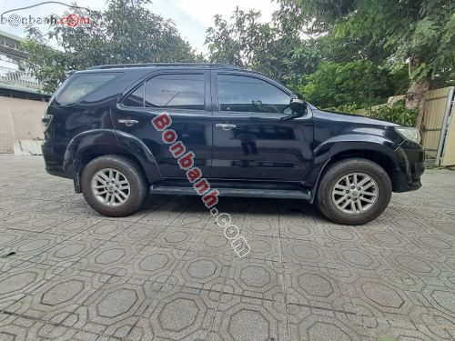 Toyota Fortuner 2.7V 4x4 AT 2013 - ảnh 1