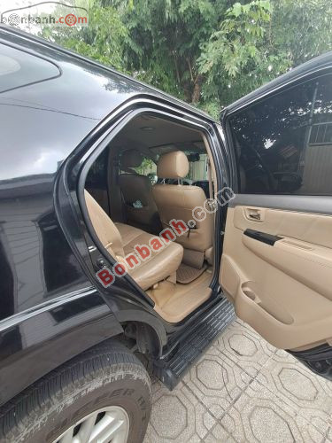 Toyota Fortuner 2.7V 4x4 AT 2013 - ảnh 4