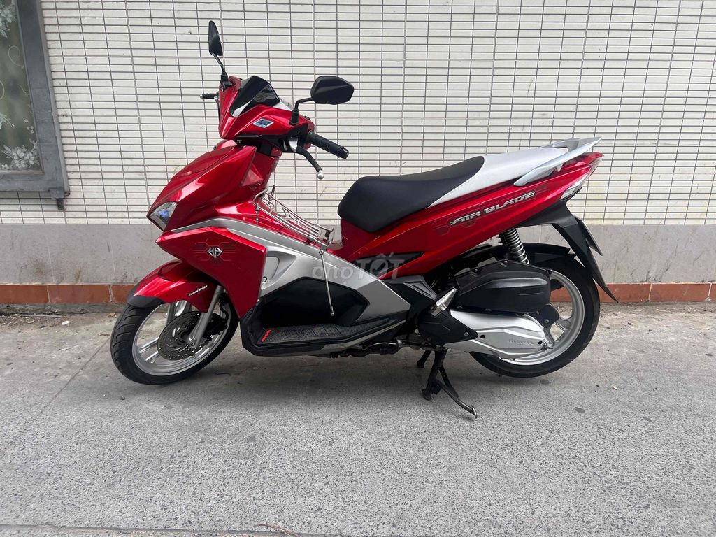 Honda Air Blade 2016 - ảnh 3