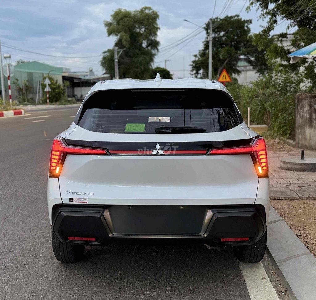 Mitsubishi - ảnh 2