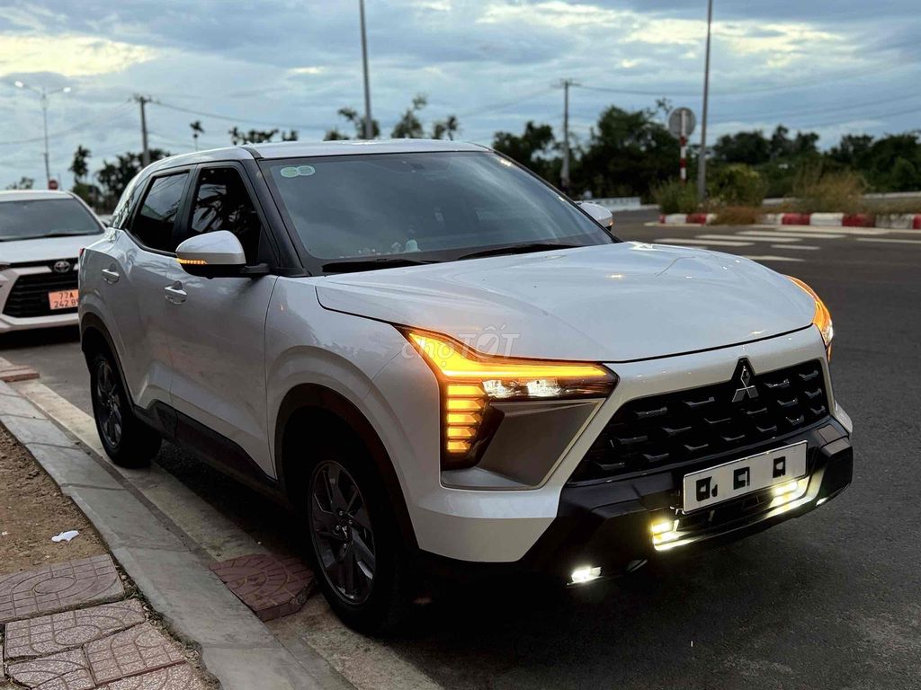 Mitsubishi - ảnh 4