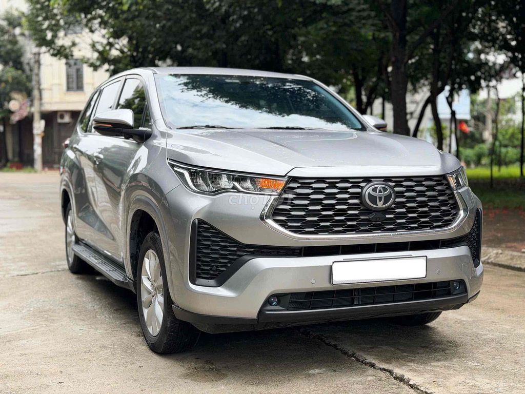 Toyota Innova Cross 2025 - ảnh 2
