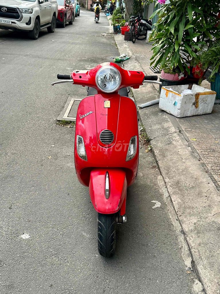 Vespa 2011 - ảnh 5