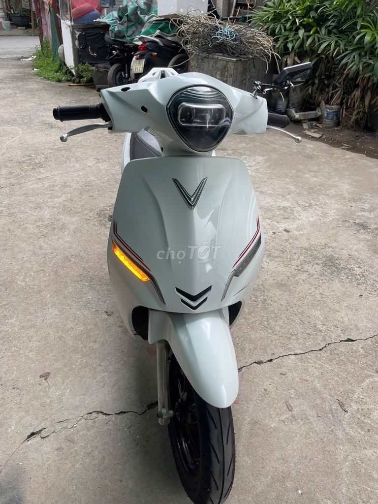 VinFast Feliz 2021 - ảnh 1