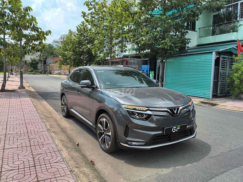 VinFast VF8 Plus 2023 - ảnh 1