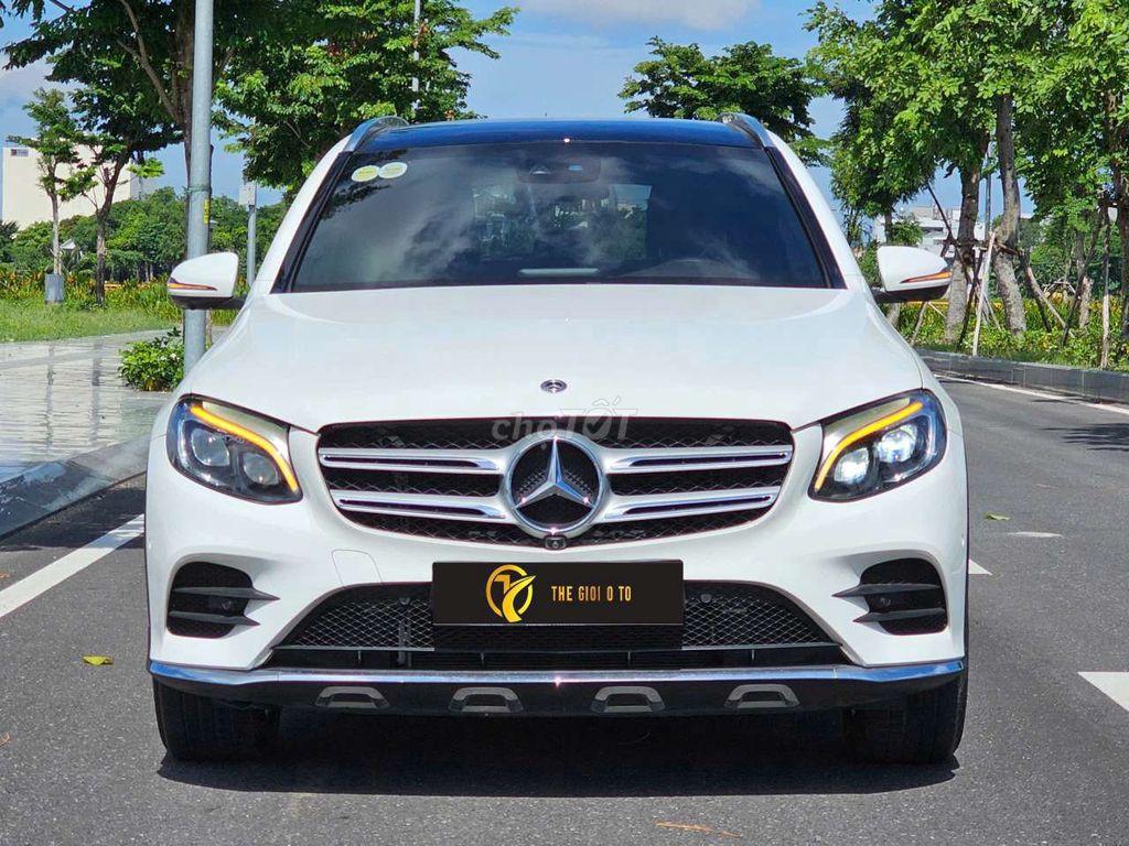 Mercedes-Benz GLC 2018 - ảnh 1