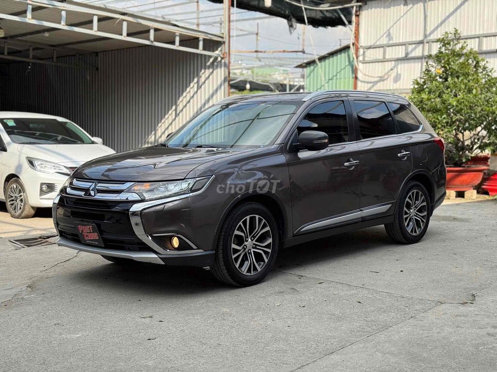 Mitsubishi Outlander 2017 - ảnh 3