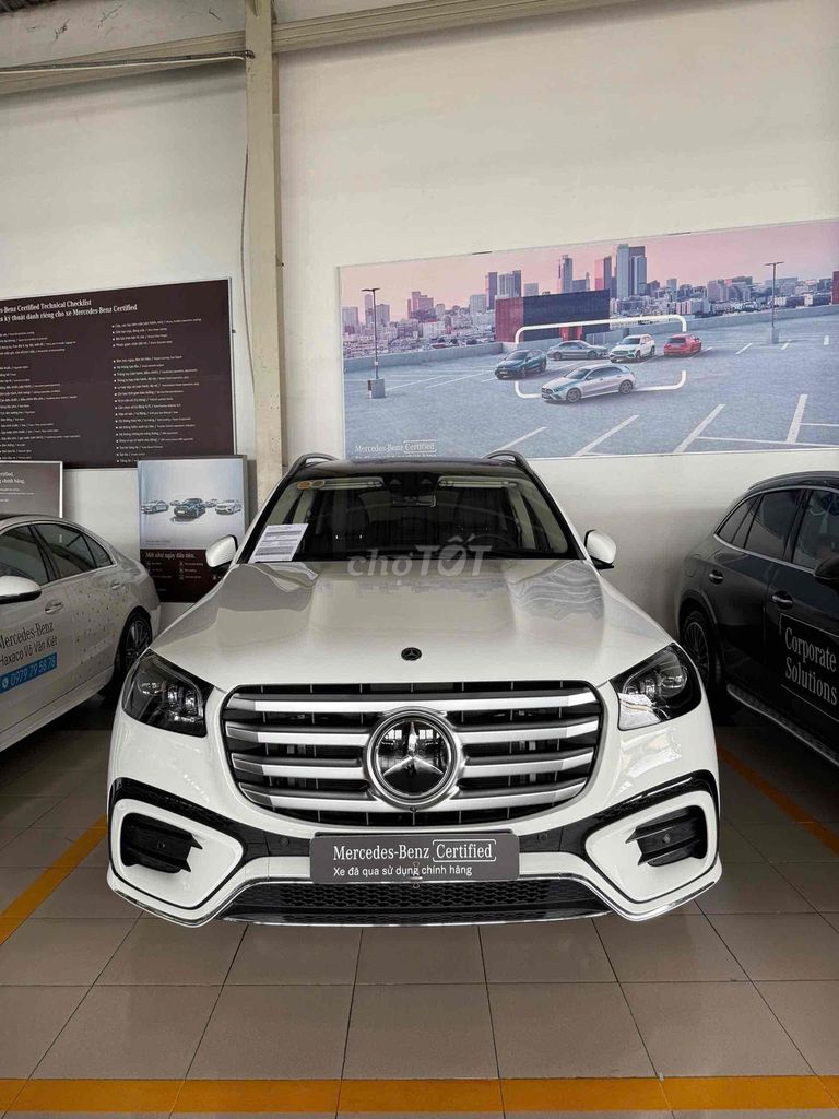 Mercedes-Benz 2025 - ảnh 1