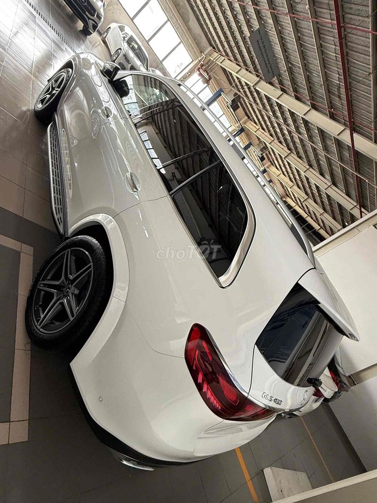 Mercedes-Benz 2025 - ảnh 5