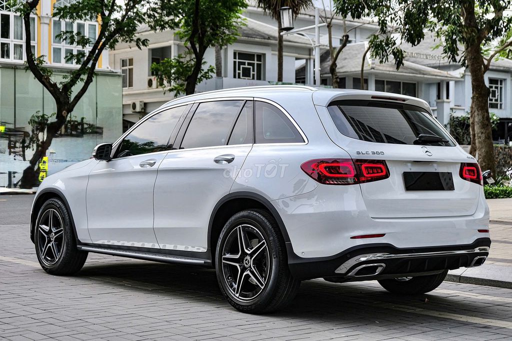 Mercedes-Benz 2022 - ảnh 3