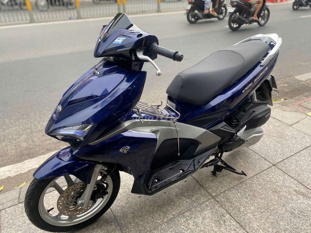 Honda Air Blade 2017 - ảnh 2