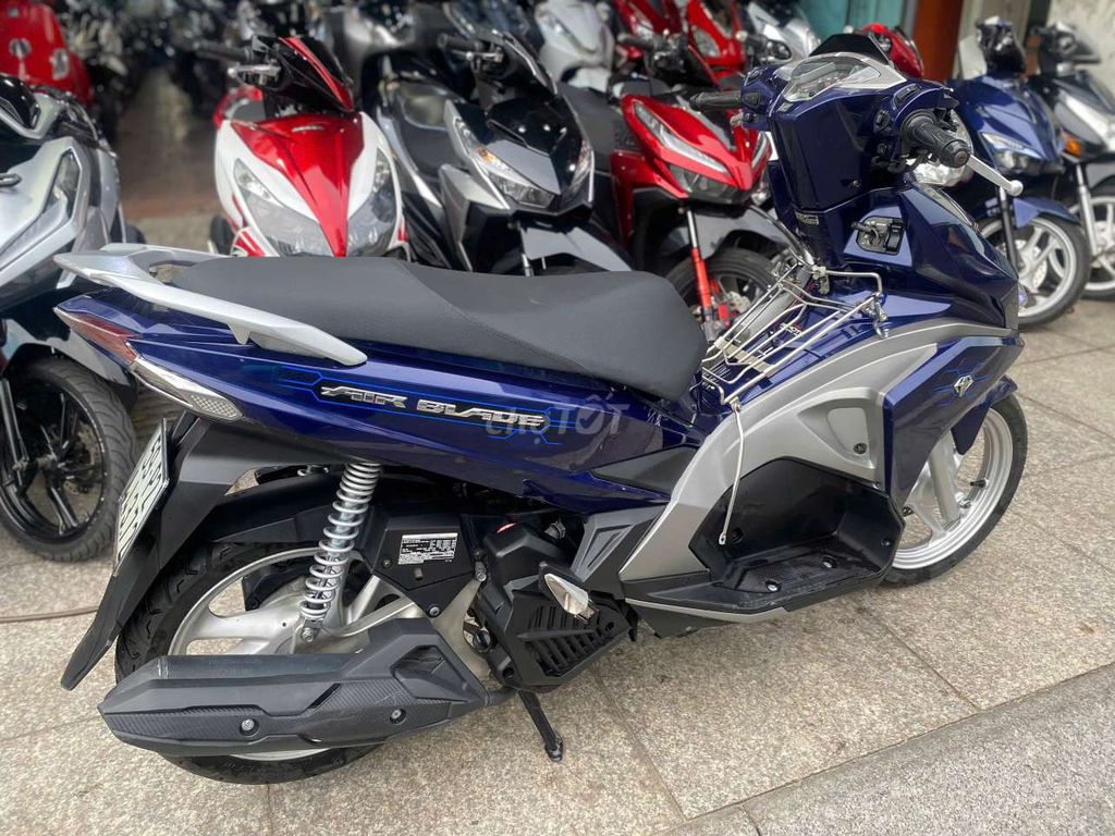 Honda Air Blade 2017 - ảnh 3