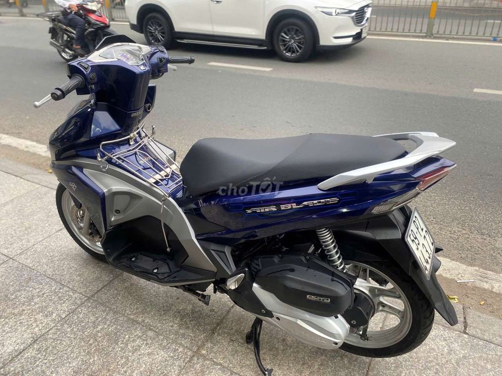 Honda Air Blade 2017 - ảnh 5