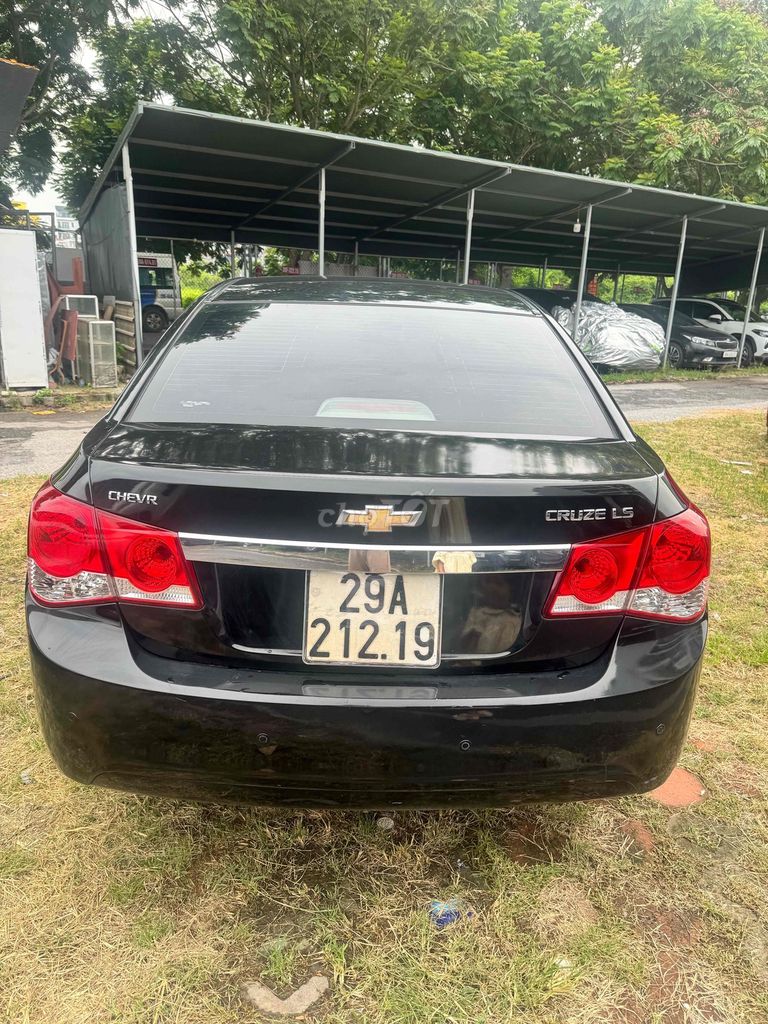 Chevrolet Cruze 2011 - ảnh 3
