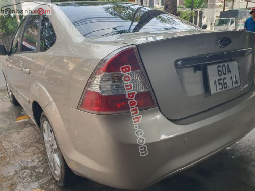Ford Focus 2012 - ảnh 2