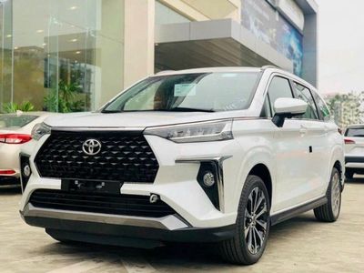Toyota Veloz Cross Top 1.5 CVT - ảnh 1