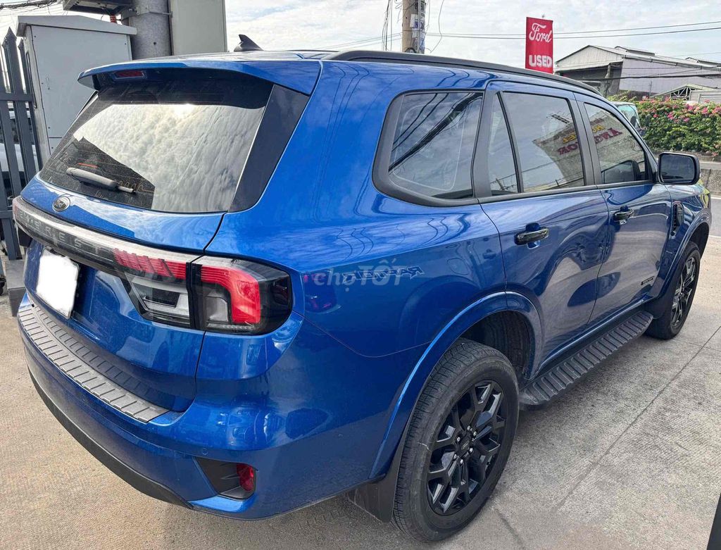 Ford Everest 2023 - ảnh 5