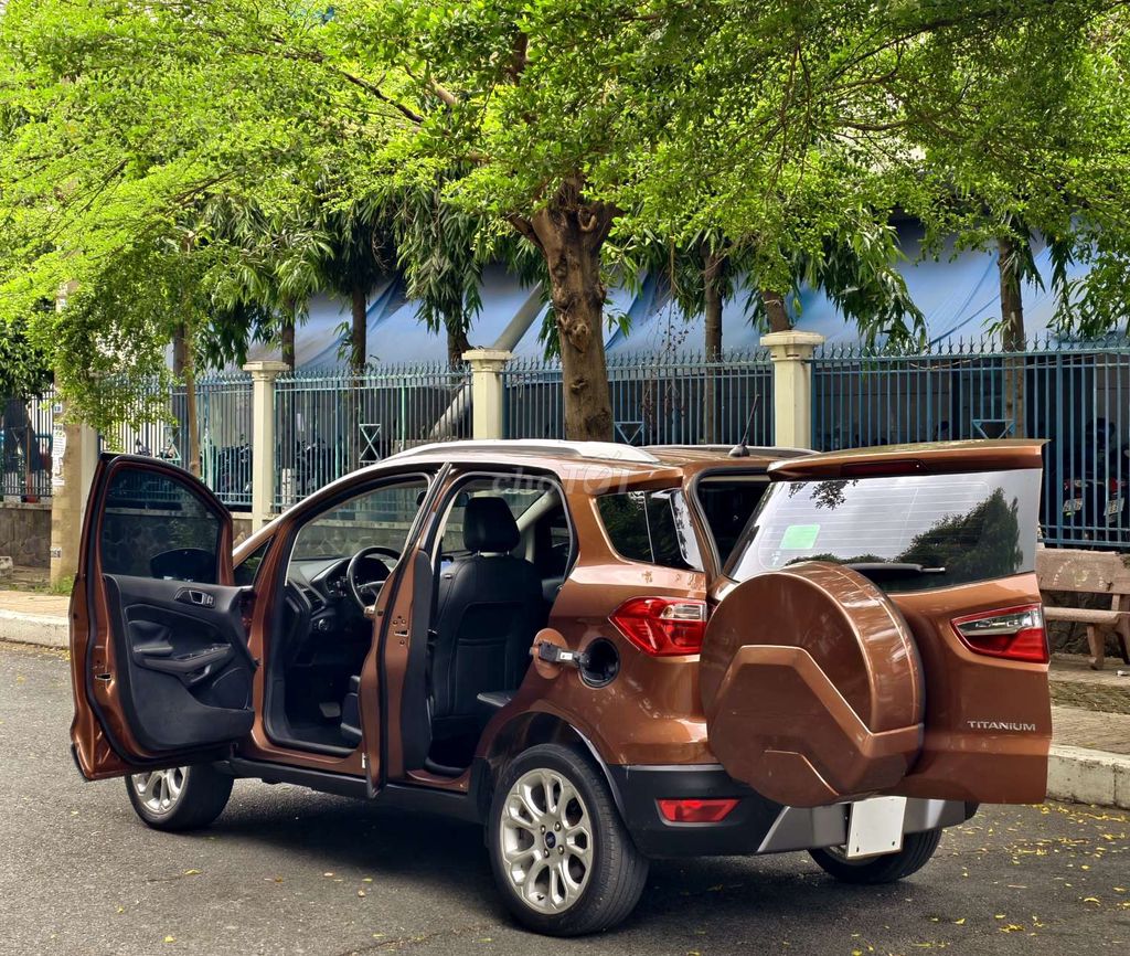 Ford EcoSport Titanium 1.5L AT 2020 - ảnh 4