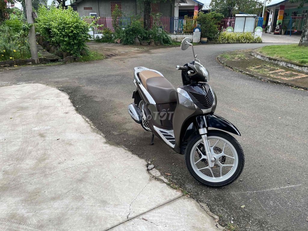 Honda SH Mode 2018 - ảnh 1