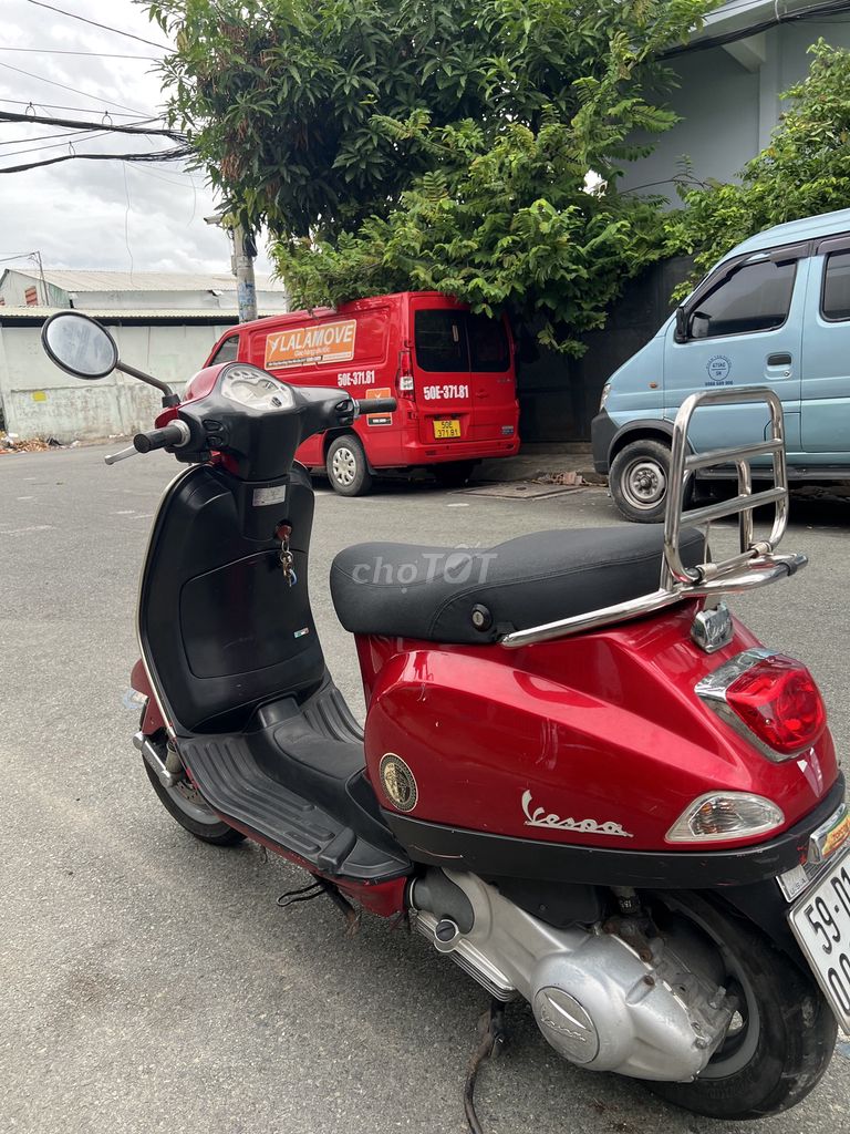 Piaggio Vespa 2009 - ảnh 2