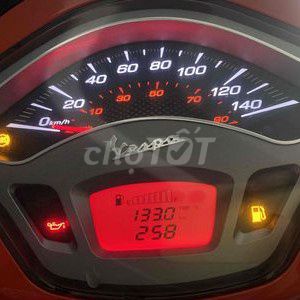 Piaggio Vespa 2024 - ảnh 1