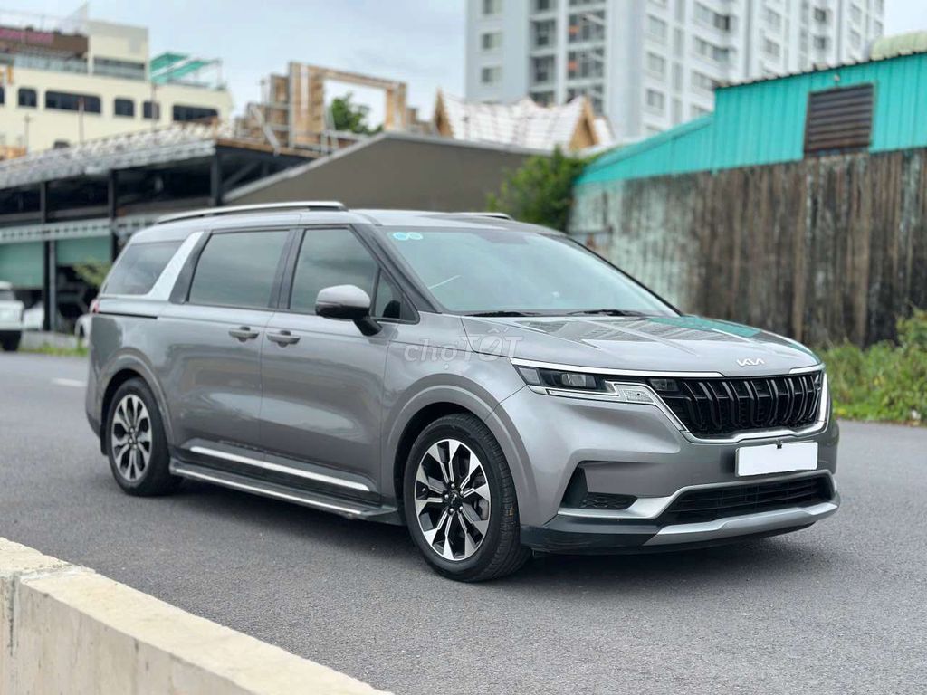 Kia Carnival Luxury 2.2D 2022 - ảnh 1