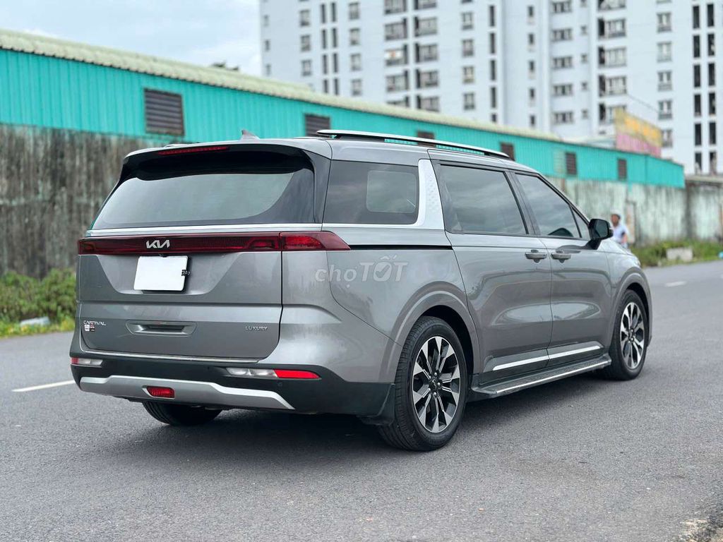 Kia Carnival Luxury 2.2D 2022 - ảnh 4