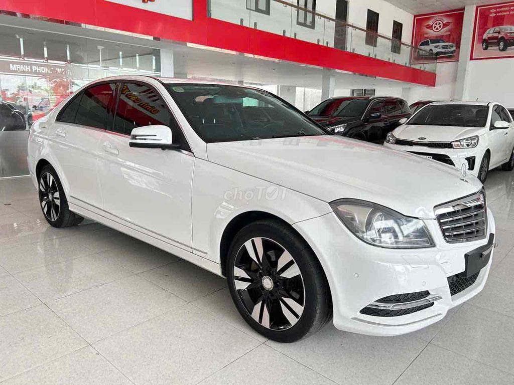 Mercedes-Benz 2014 - ảnh 3