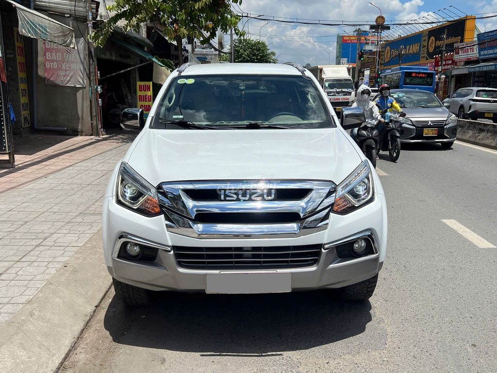 Isuzu 2020 - ảnh 1
