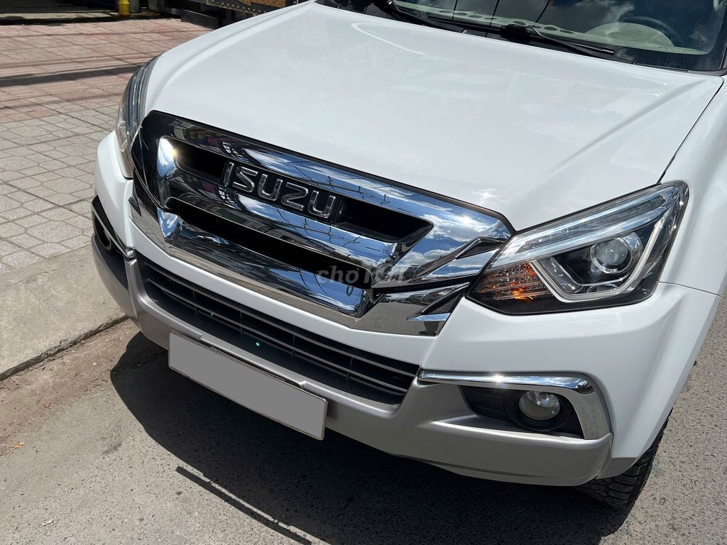 Isuzu 2020 - ảnh 3