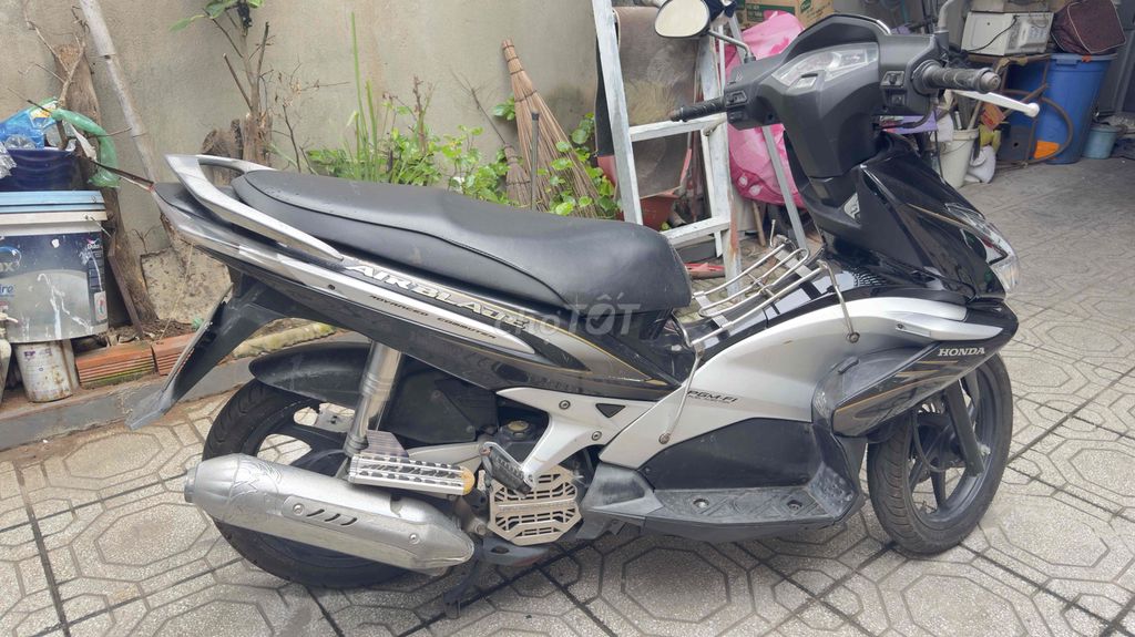 Honda Air Blade 2010 - ảnh 4